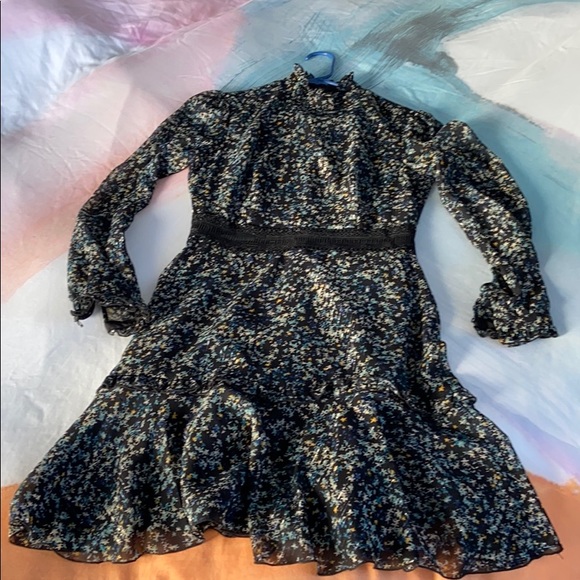 EXCELLENT CONDITION NORSTROM DRESS - Picture 5 of 6